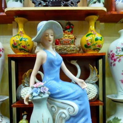 Tượng Cô Gái Phong Cách Châu Âu